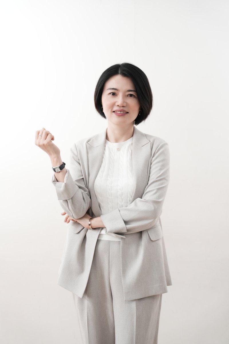 Man-Hua Yang